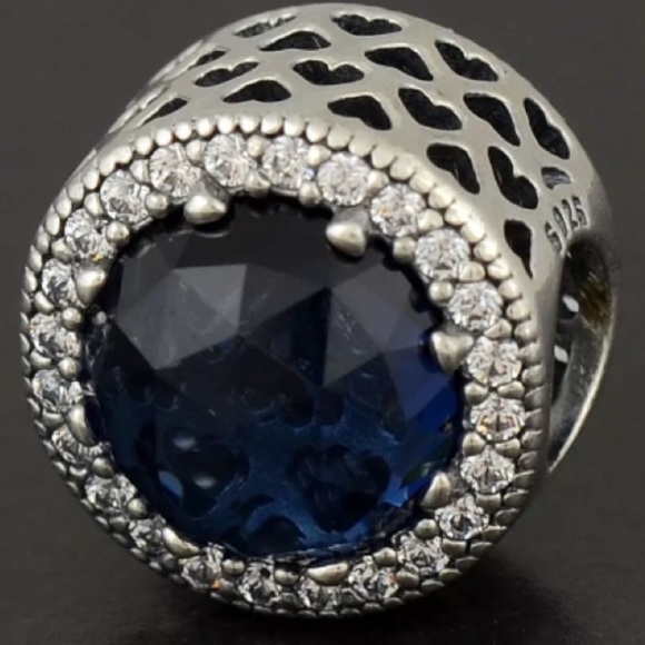 Pandora Radiant Hearts moonlight blue charm - Picture 2 of 2